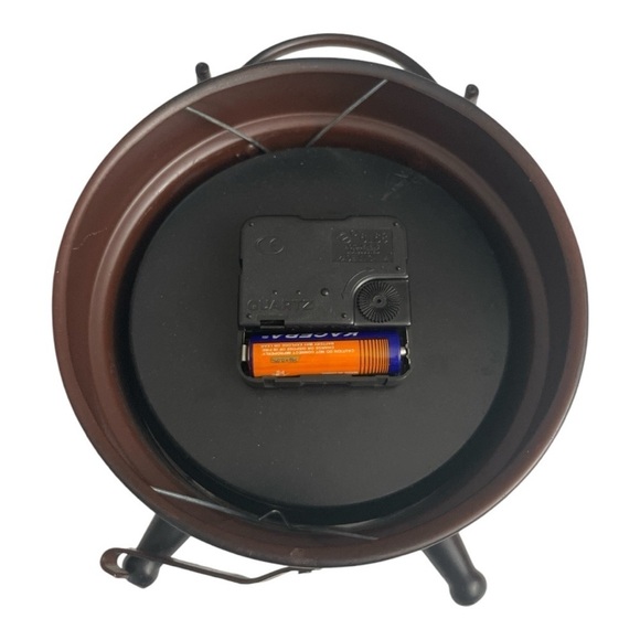 Vintage Style Iron Metal Table Desk Clock. Le Boutique Fleurs Madeleine. - Picture 6 of 10